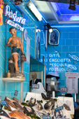 tienda de pescado en Napoles